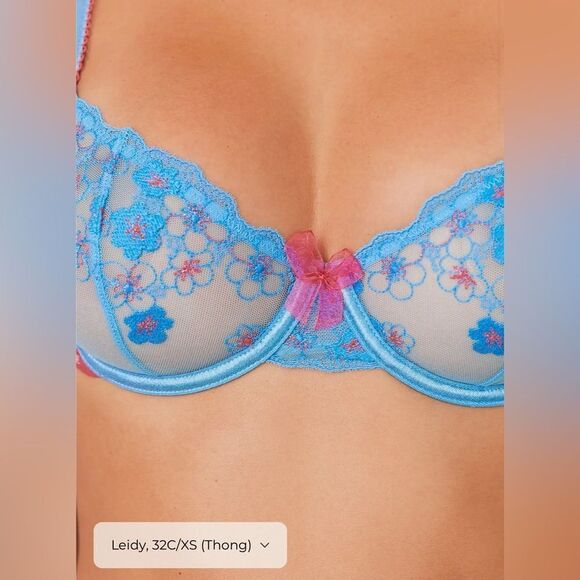 Blue lace bra from Lounge - Picture 4 of 5
